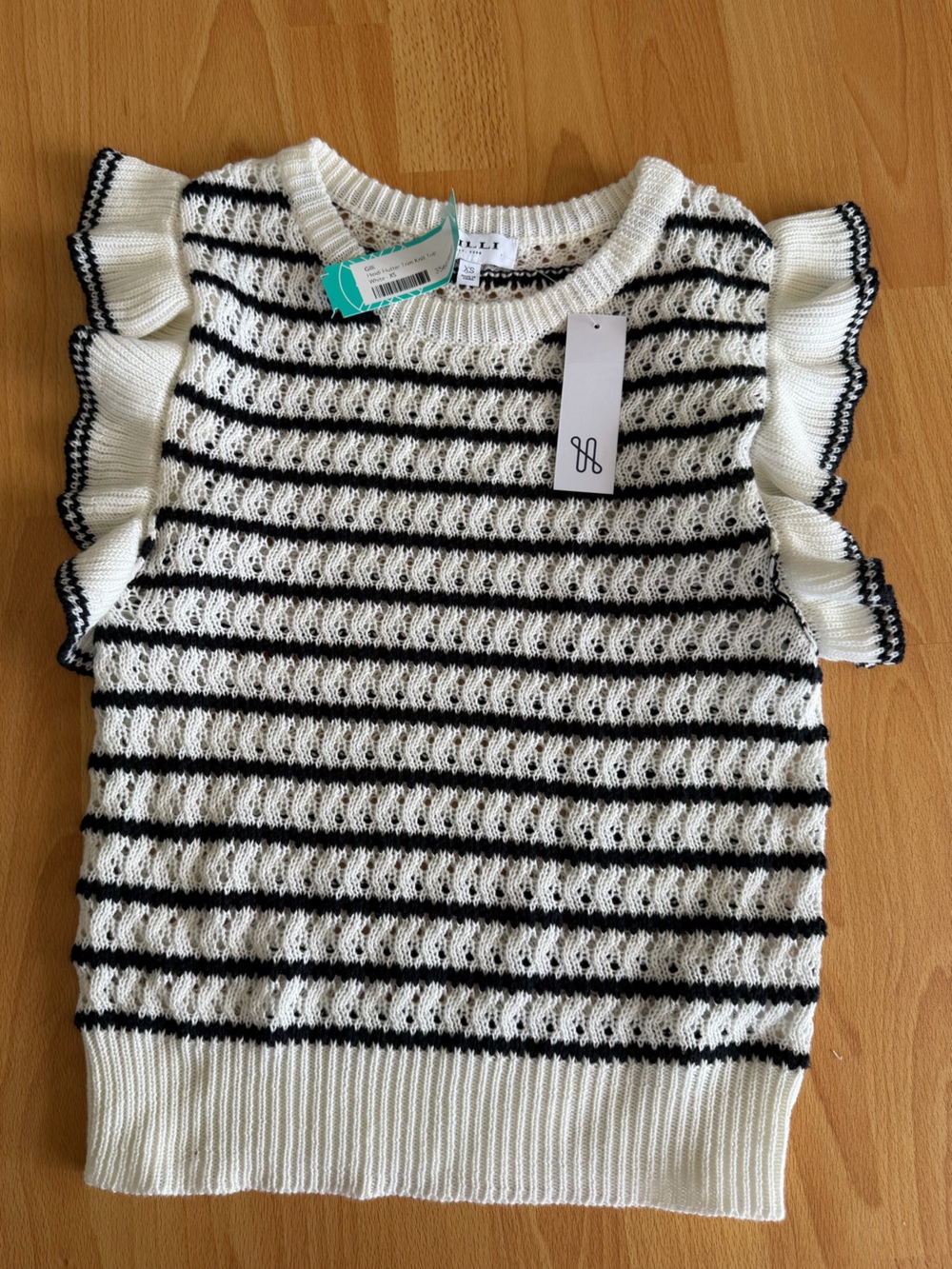 Gilli stitch fix flutter sleeve sweater top